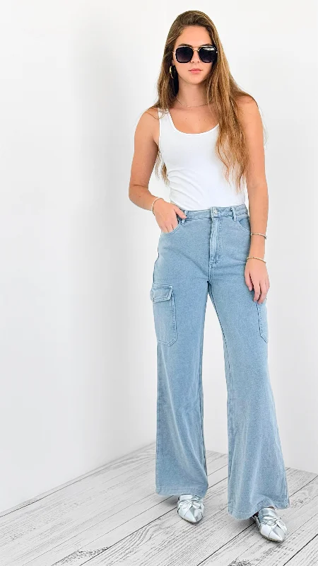 City Cargo Wide-Leg Jeans