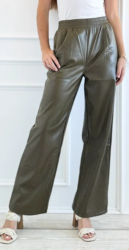 Uptown Relax Vegan Leather Pant