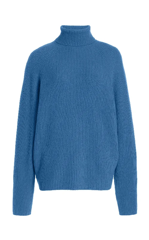 Wigman Knit Turtleneck Sweater in Light Blue Denim Cashmere