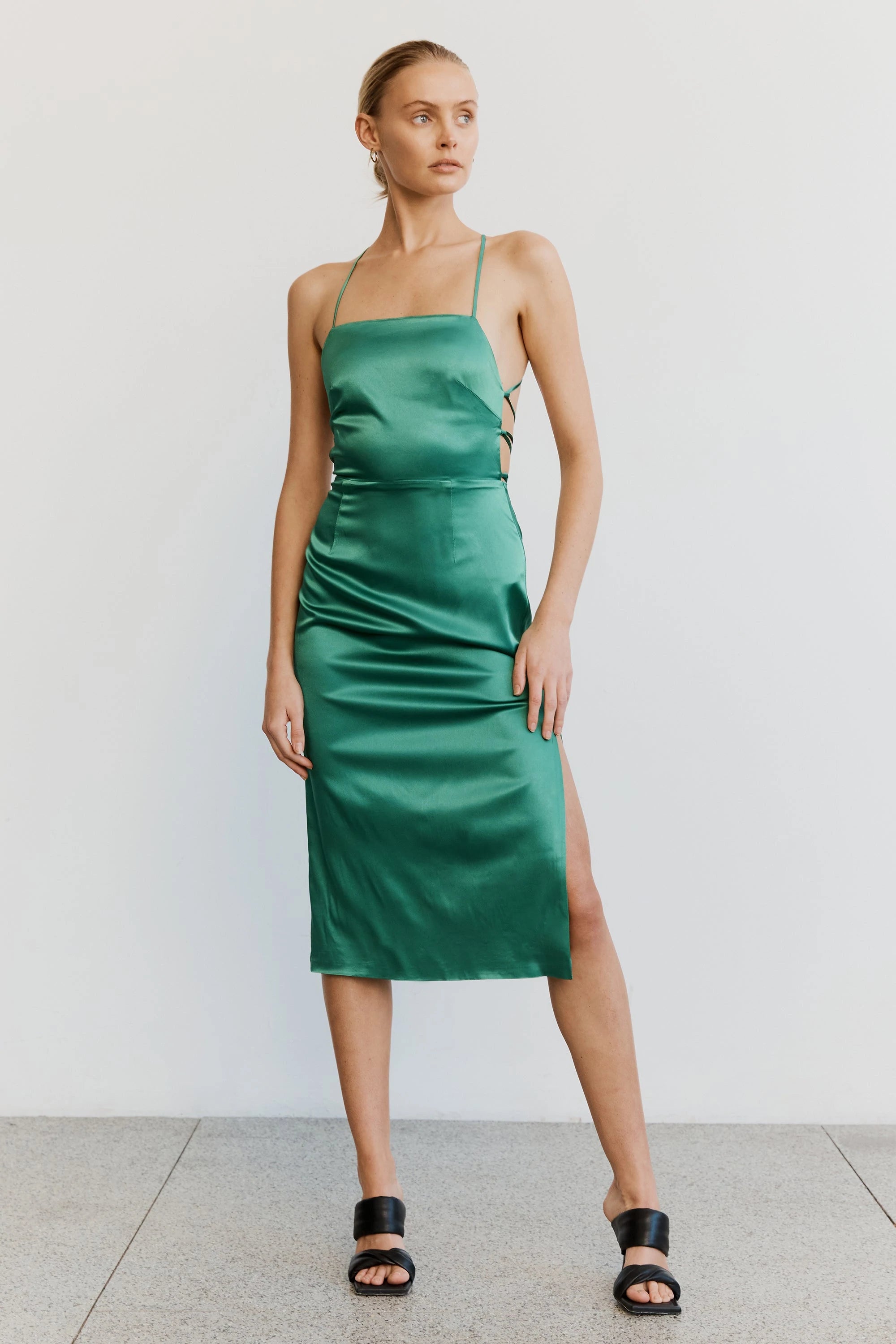 Loose Ends Midi Dress - Emerald